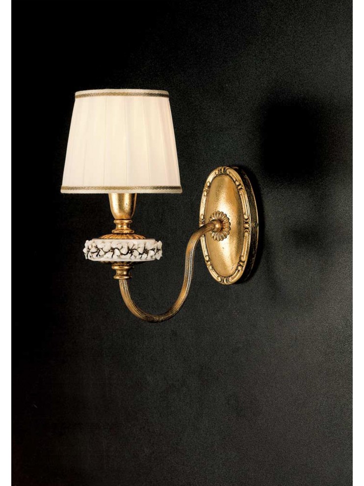 Classic wall light 1 light wrought iron porcelain gold leaf ap 142/1