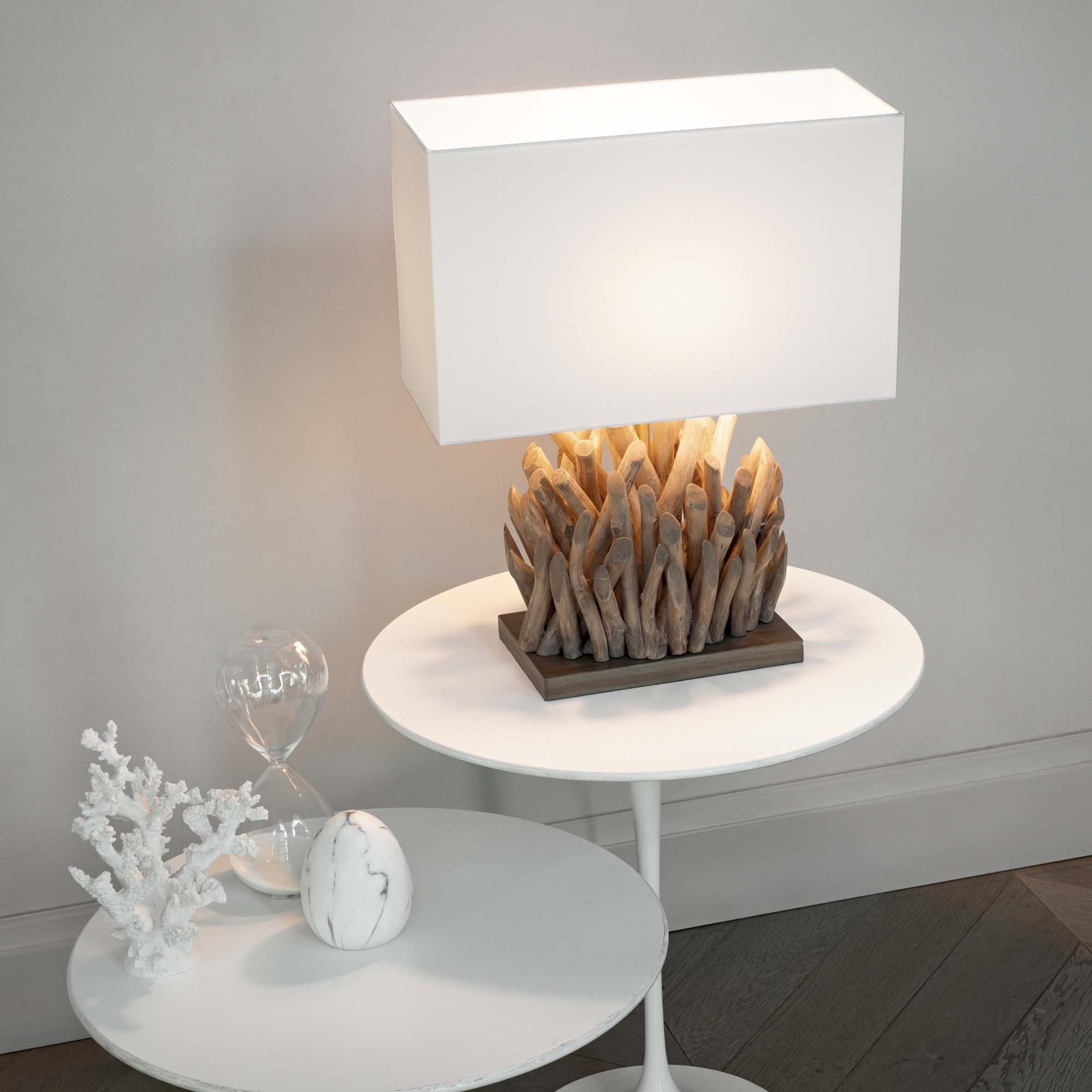 Lampada da tavolo moderna in legno naturale classico DL0136