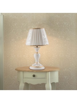 Classic shabby chic table lamp in ivory wood with 1 light luxury lgt 044